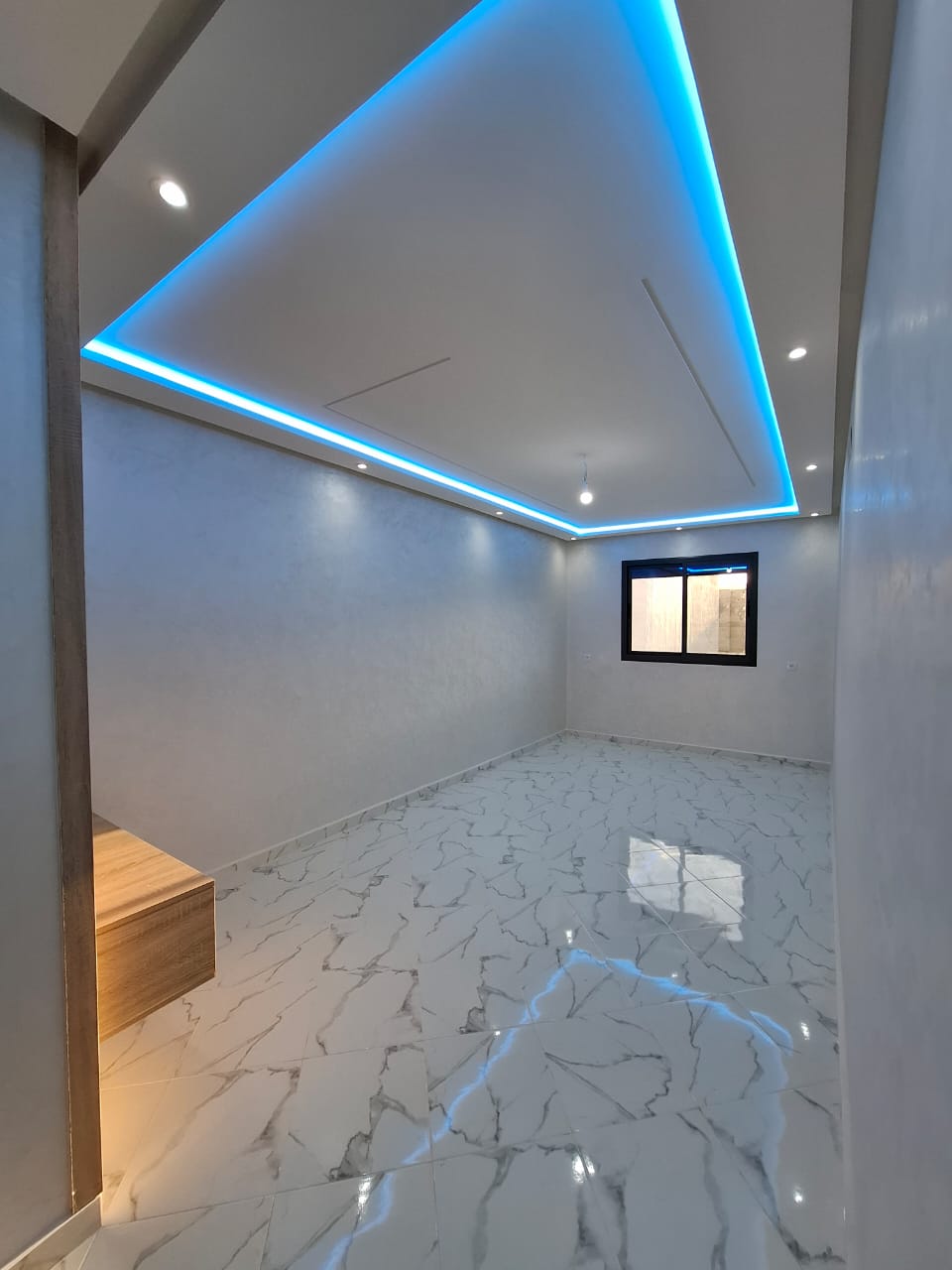 شقة بالمضيق قريبة من البحر