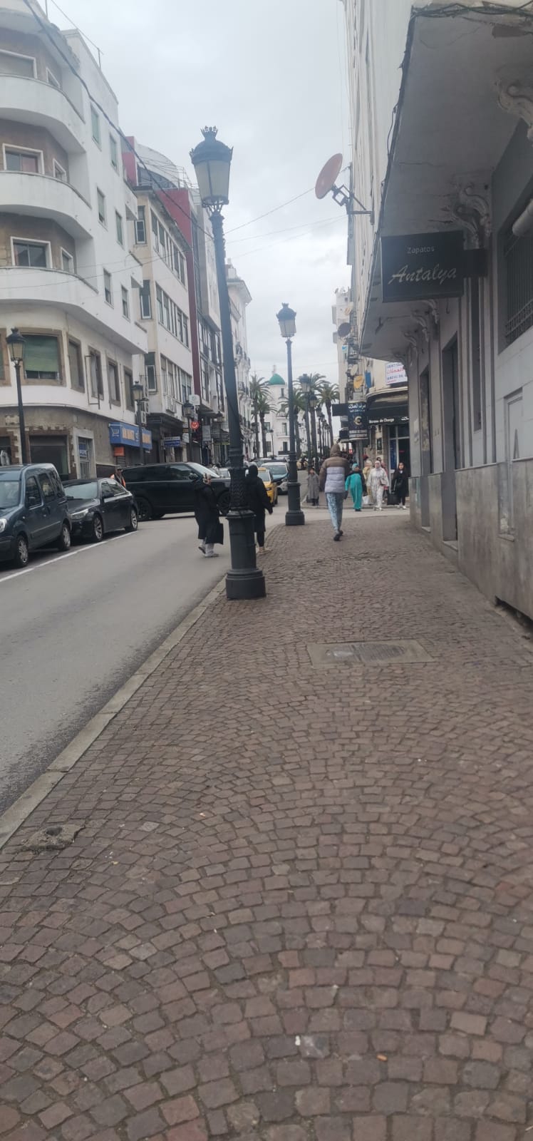 مكتب للكراء في وسط المدينة