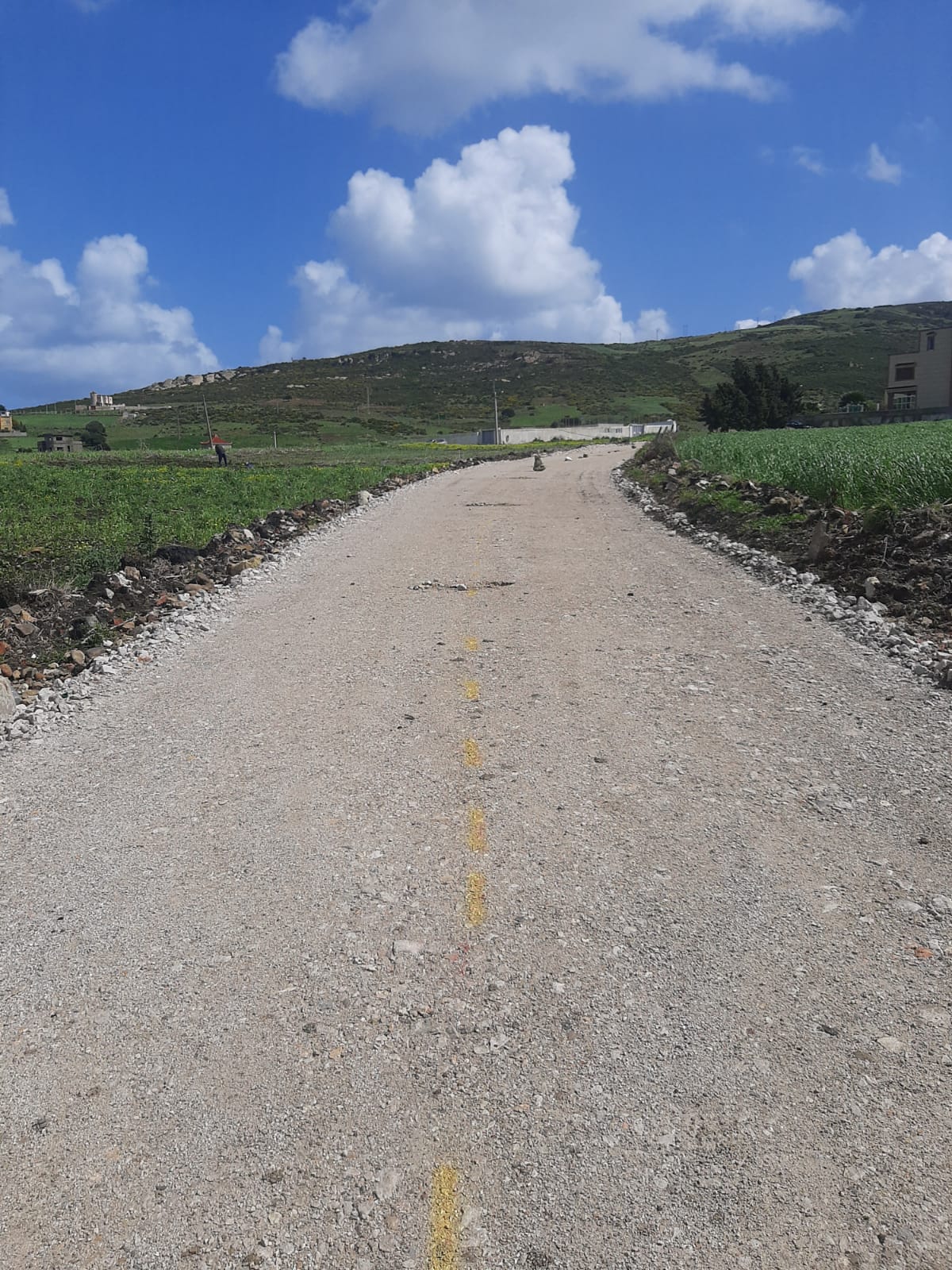 أرض مخصصة للفيلات بسيدي قنقوش