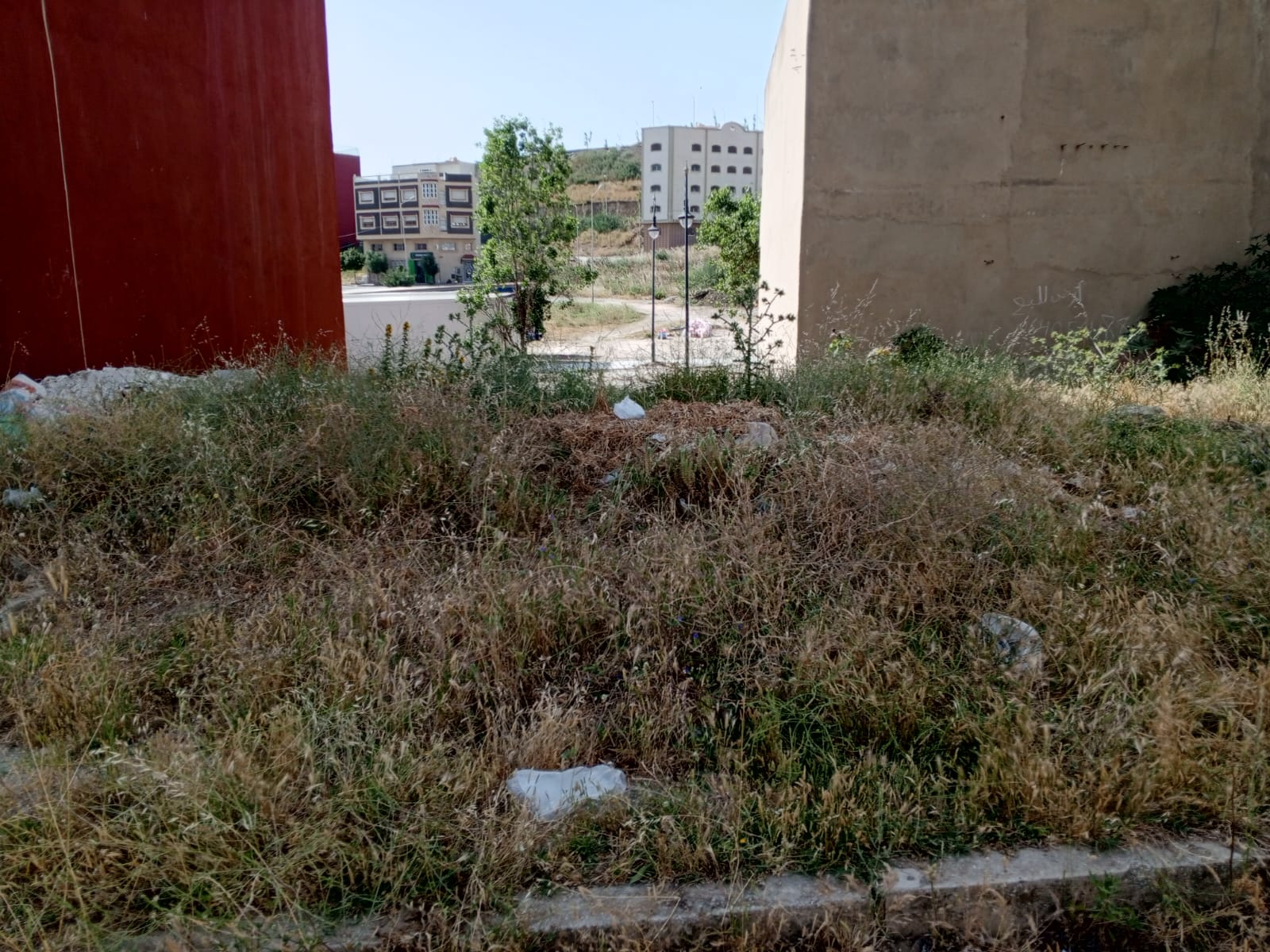 قطعة أرضية من 120 متر بتجزئة فاتن