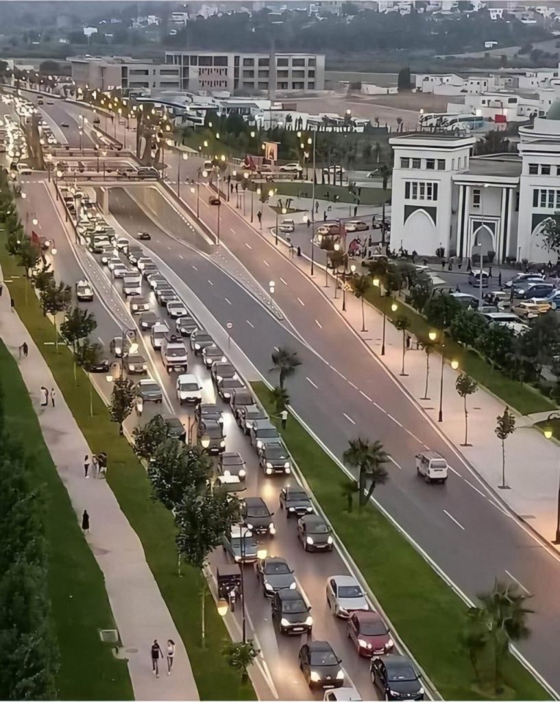 قطعة أرضية بالطريق الدائرية